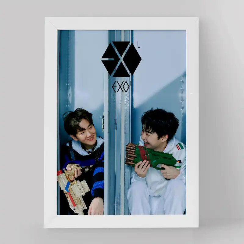 تابلو خندالو مدل شیومین و بکهیون گروه اکسو EXO کد 16858