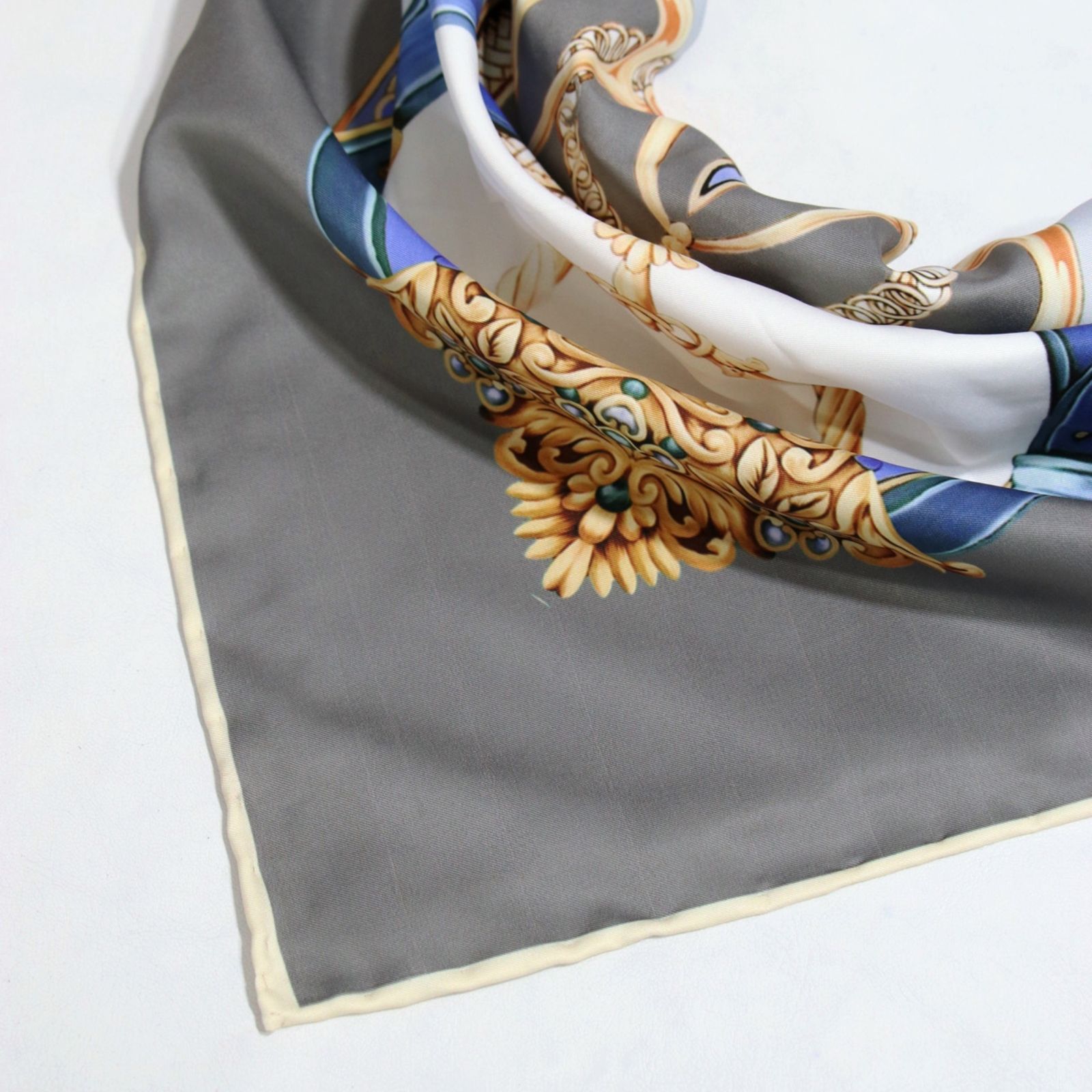 روسری زنانه آنالیا مدل ابریشم توییل دور دست دوز بهاری کد ana-9607 -  - 12