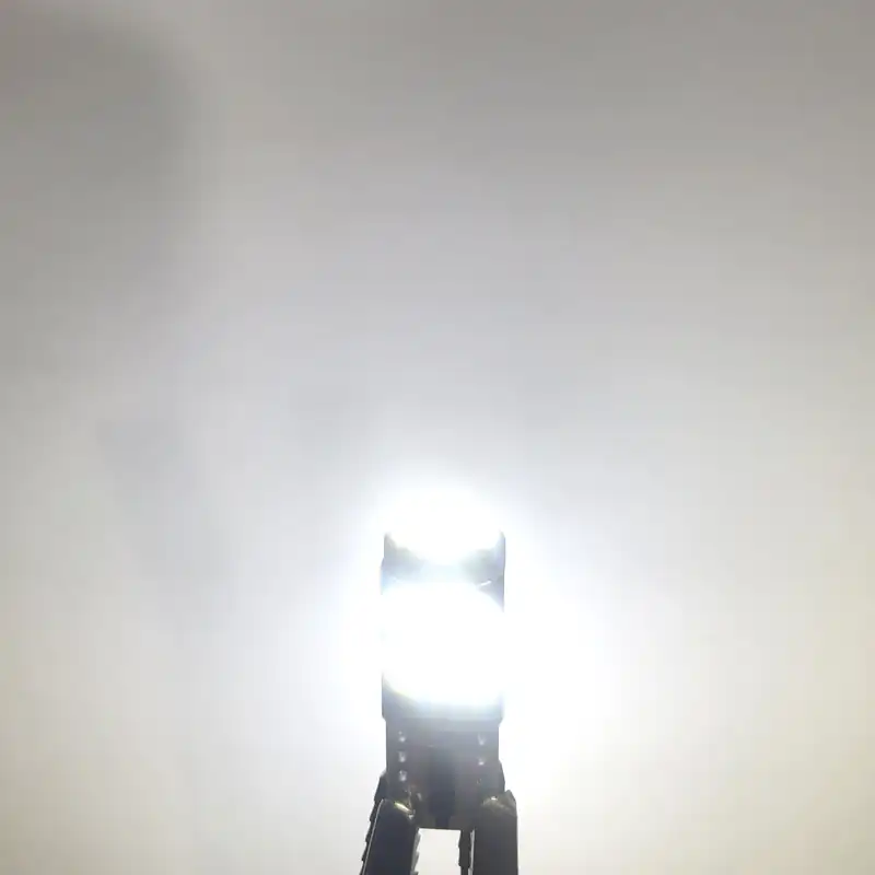 لامپ ال ای دی خودرو اف اچ دی مدل 26-W بسته دو عددی