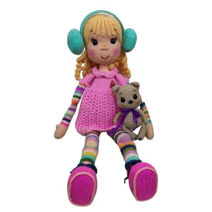 عروسک بافتنی مدل دختر هلن