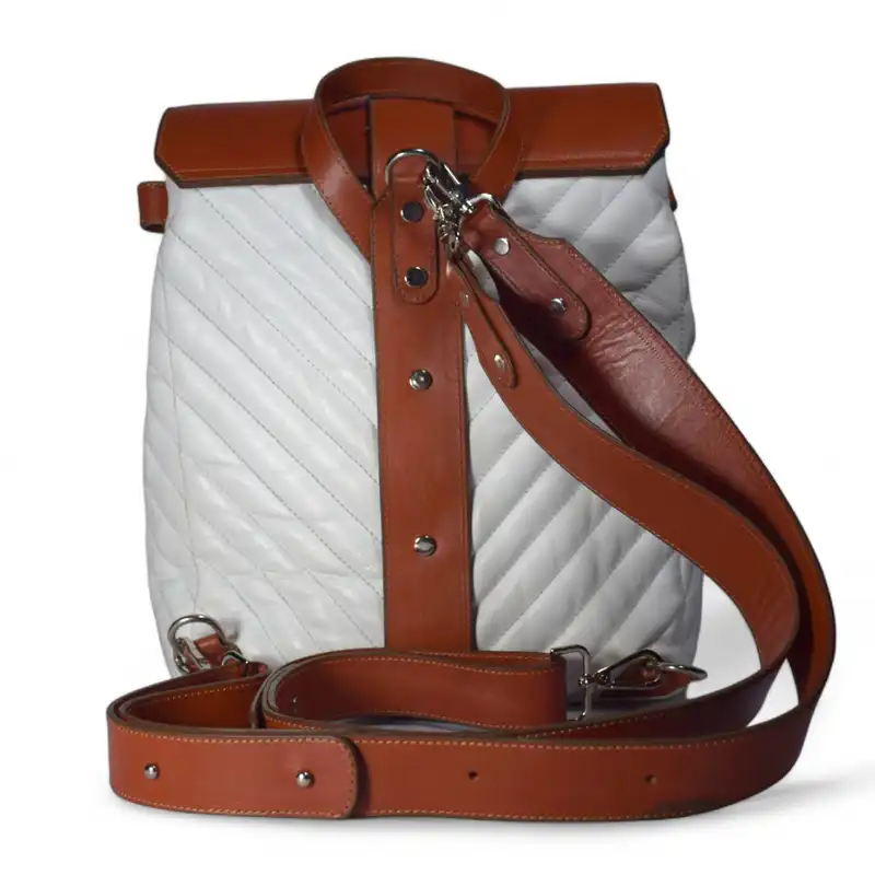 کوله پشتی زنانه چرمیران مدل PA1321