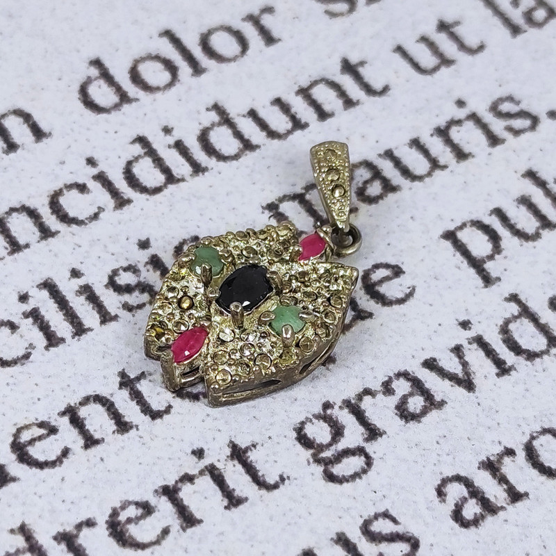 آویز گردنبند نقره زنانه سلین کالا مدل هفت جواهر کد D-8 آویز گردنبند نقره زنانه سلین کالا مدل هفت جواهر کد D-8