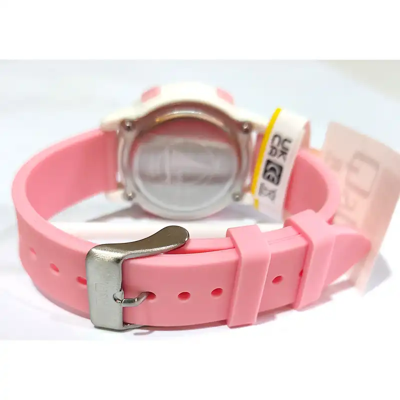 ساعت مچی دیجیتال کیو اند کیو مدل M208J004Y