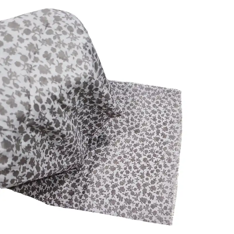 شال زنانه مدل گل دار