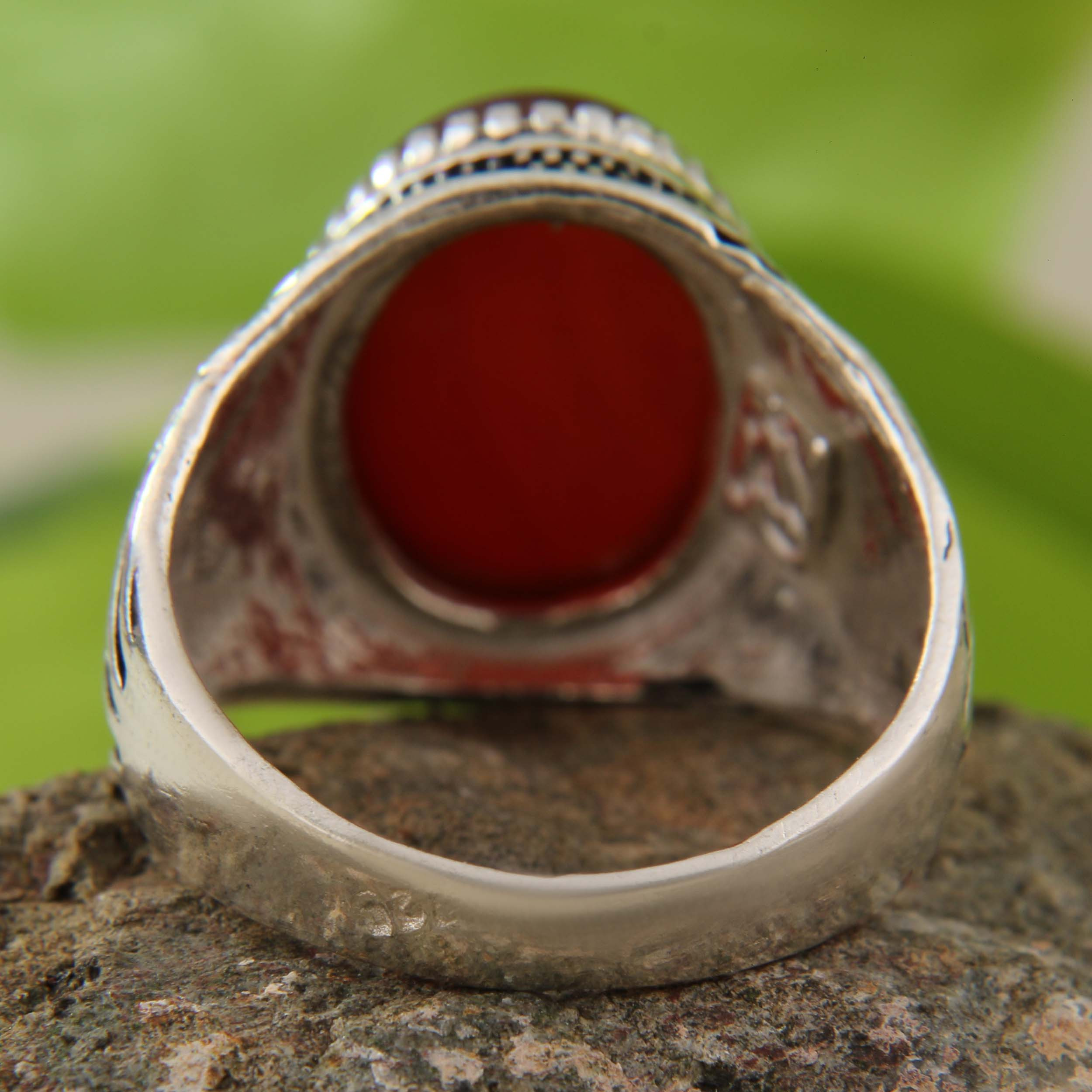 انگشتر نقره مردانه بازرگانی میلادی مدل سنگ عقیق رکاب سیاه قلم سیلندری کد AM_3065 انگشتر نقره مردانه بازرگانی میلادی مدل سنگ عقیق رکاب سیاه قلم سیلندری کد AM_3065