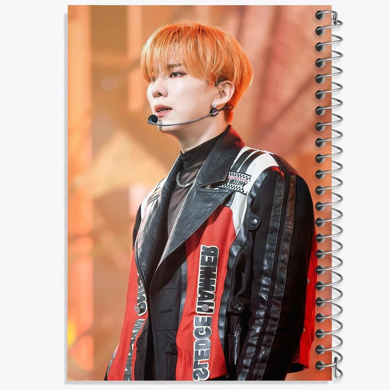 دفتر ژورنال نویسی 50 برگ خندالو مدل نقطه ای طرح کیهیون گروه مانستا اکس MONSTA X کد 21157