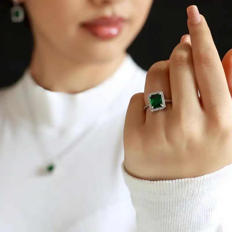 نیم ست نقره زنانه جی تی ای مدل جی لوکس