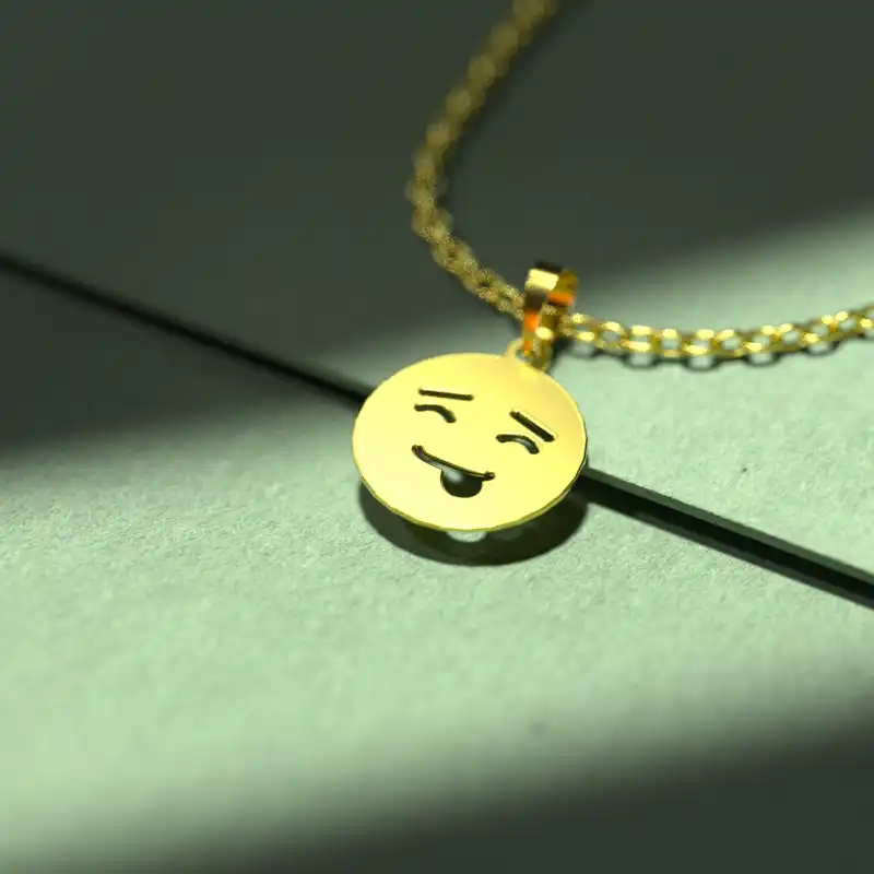 گردنبند طلا 18 عیار زنانه مدوپد مدل ایموجی کد C3-1-1086