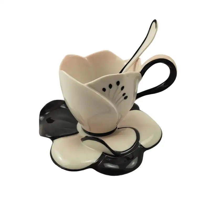 ست فنجان و نعلبکی چینی فرانز مدل کاملیا کد FZ02077