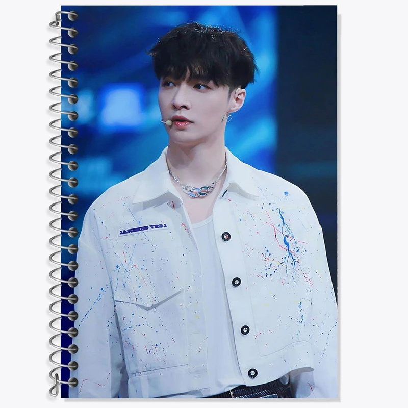 دفتر زبان 50 برگ خندالو مدل سه خط طرح لی گروه اکسو EXO کد 13443