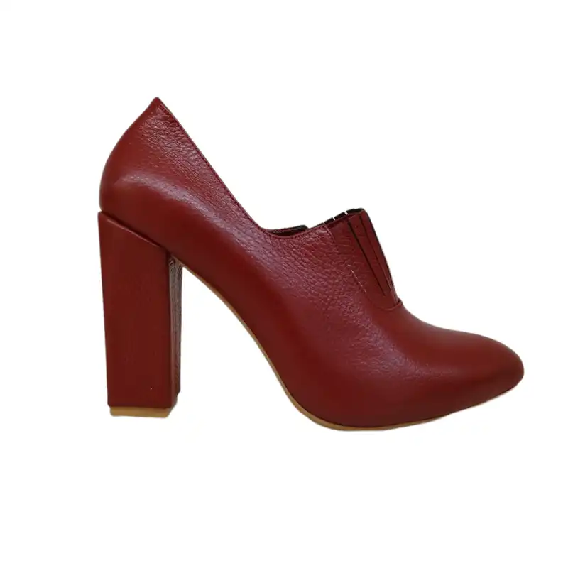 کفش زنانه مدل کشی چرم طبیعی رنگ قرمز
