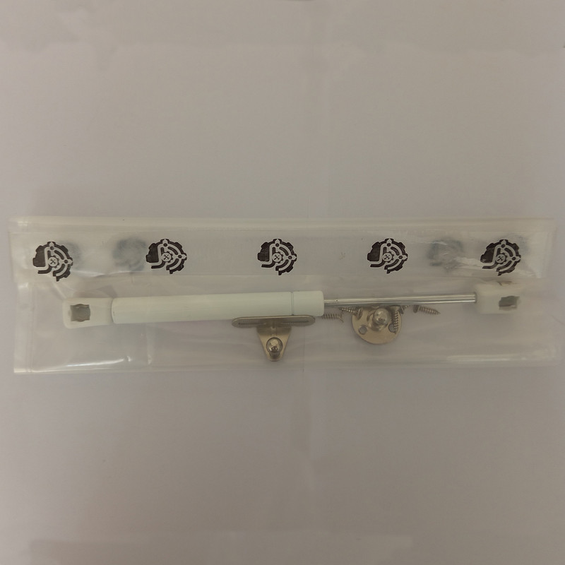 آرام بند درب کابینت اسباب کار مدل b44 بسته هفت عددی آرام بند درب کابینت اسباب کار مدل b44 بسته هفت عددی