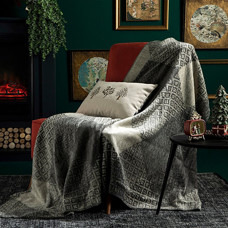 شال مبل انگلیش هوم مدل Argyle سایز 170x130 سانتی متر