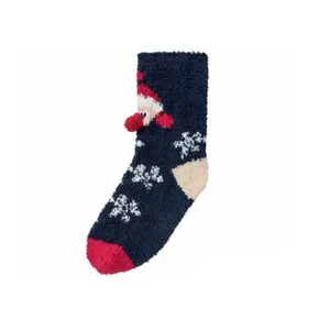 جوراب دخترانه پیپرتس مدل حوله ای کریسمس