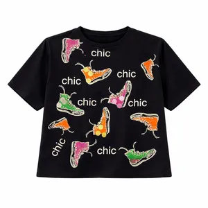 کراپ تی‌شرت آستین کوتاه زنانه مدل کتونی پولک دار 