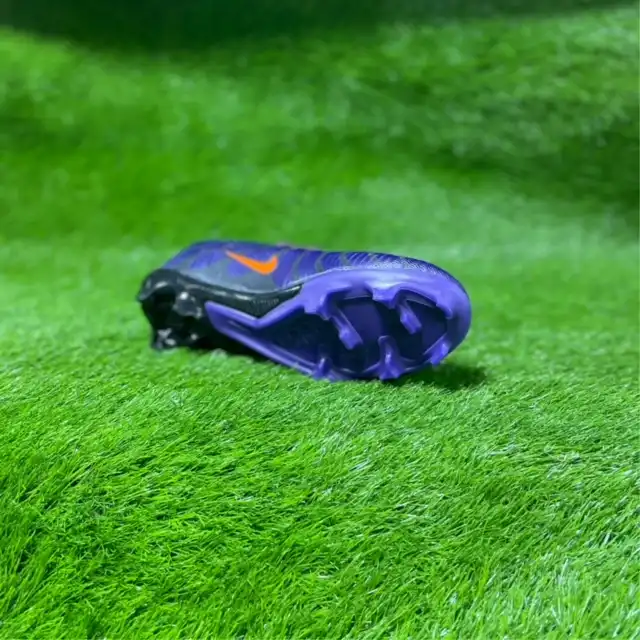 کفش فوتبال مردانه مدل استوک امباپه