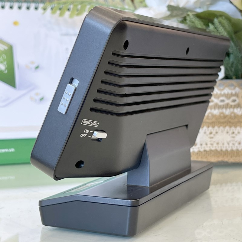 ساعت رومیزی ریتم مدل LCT049NR02