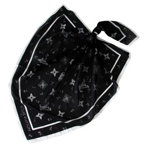 دستمال سر و گردن زنانه مدل نخی طرح مینی کد 10120