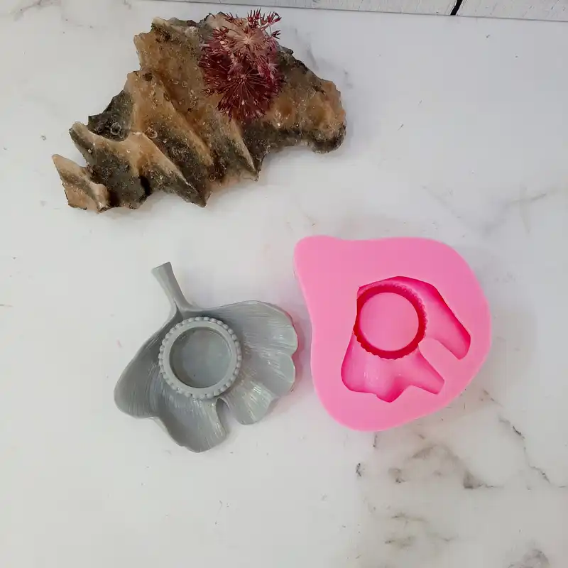 قالب سیلیکونی مدل جاشمعی طرح برگ جینگو