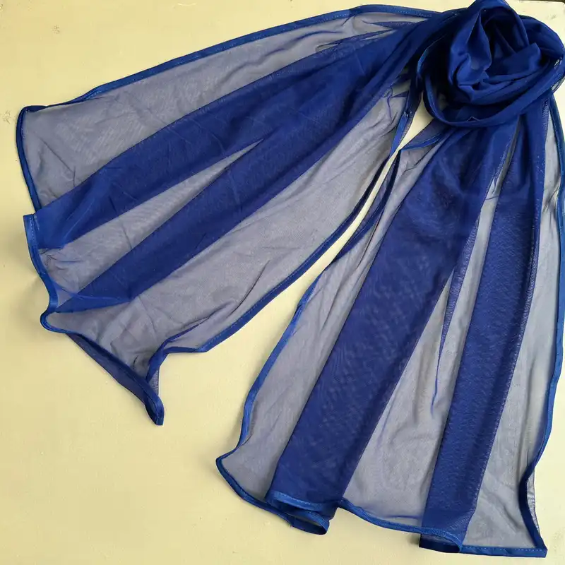 شال زنانه مدل توری ساده مزونی دور نوار دوز تابستانی کد 3