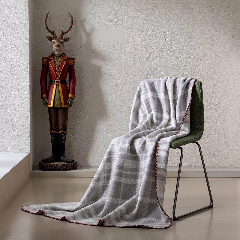 شال مبل مادام کوکو مدل Faureux سایز 170x130
                                                                        سانتی متر