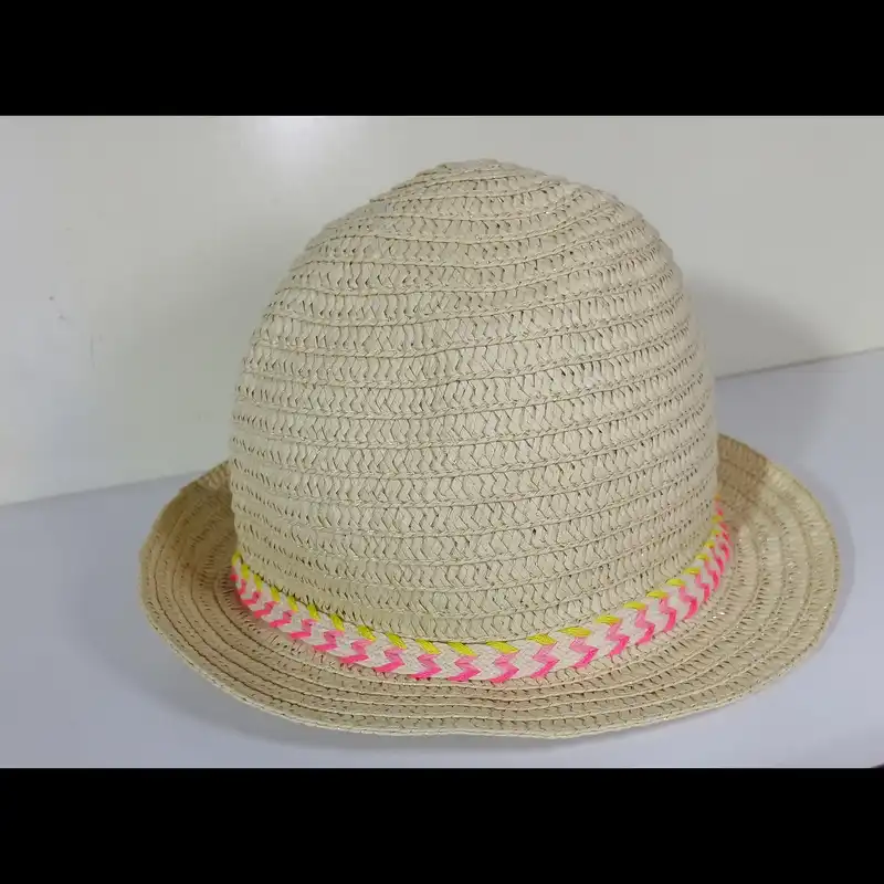 کلاه حصیری زنانه سی اند ای مدل D-40468