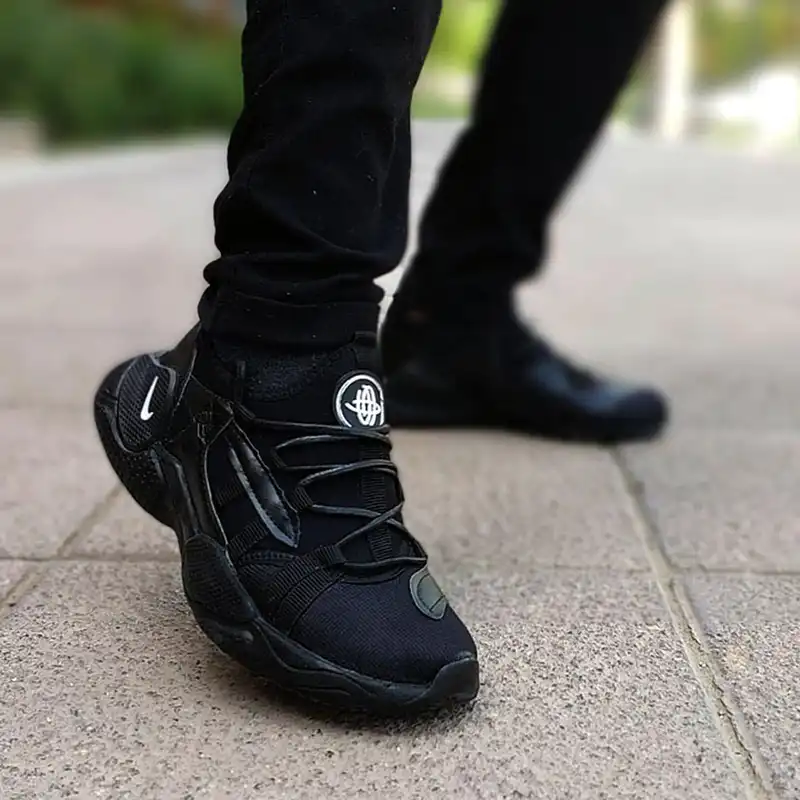 کفش ورزشی مردانه مدل 1012 رنگ مشکی