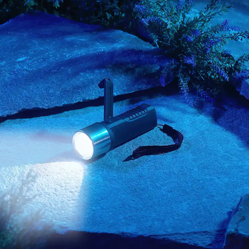 چراغ قوه دستی مدل شارژی دینامو