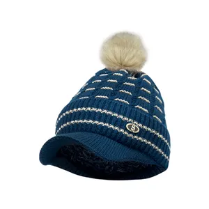 کلاه بافتنی مدل پوم دار سام 628