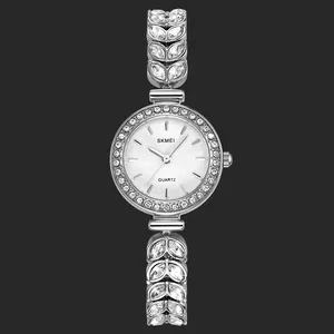 ساعت مچی عقربه‌ای کوارتز زنانه اسکمی مدل 2547 SI