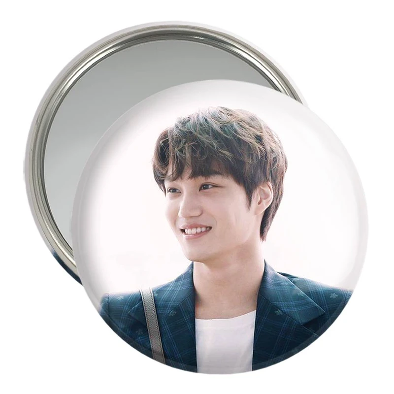 آینه جیبی خندالو مدل کای گروه اکسو EXO  کد 13408