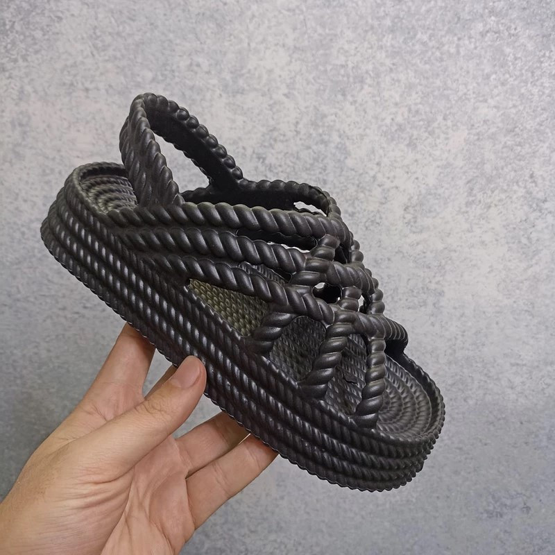 صندل دخترانه پاپا مدل کارن بندی BK.07