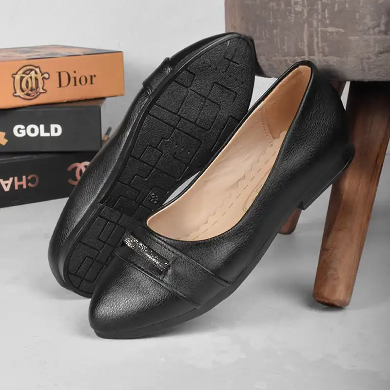 کفش زنانه مورتی مدل نگینی BK.2828