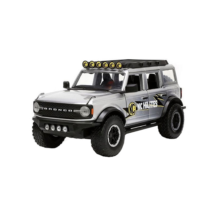 ماکت ماشین جادا مدل Ford Bronco 2021 "KC HiLiTES" with Extra Wheels