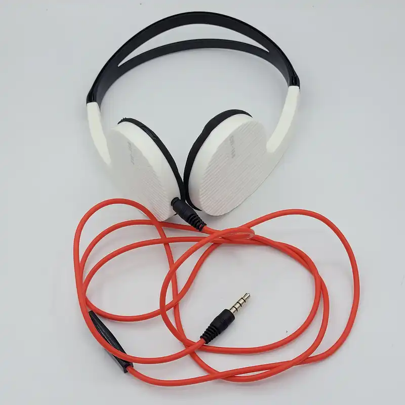 هدفون مدل EW-168