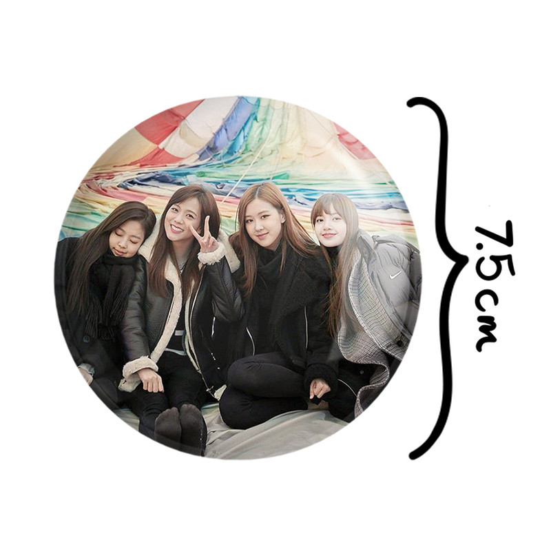 آینه جیبی خندالو مدل گروه بلک پینک Black Pink کد 14591 آینه جیبی خندالو مدل گروه بلک پینک Black Pink کد 14591