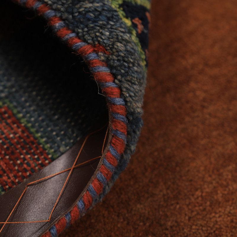 گبه دستباف یک متری طرح قشقایی کد 4040427