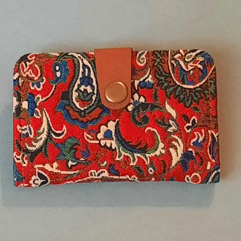 جاکارتی زنانه مدل دکمه ای طرح سنتی دور دوخت کد 05