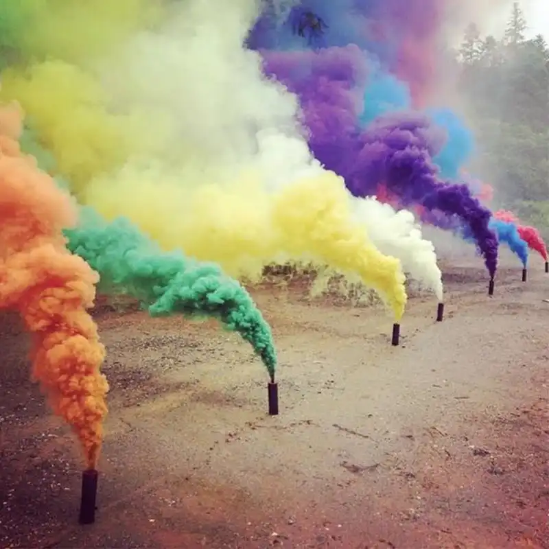 ابزار شوخی دنیای سرگرمی های کمیاب طرح دود رنگی مدل DSK-A4393