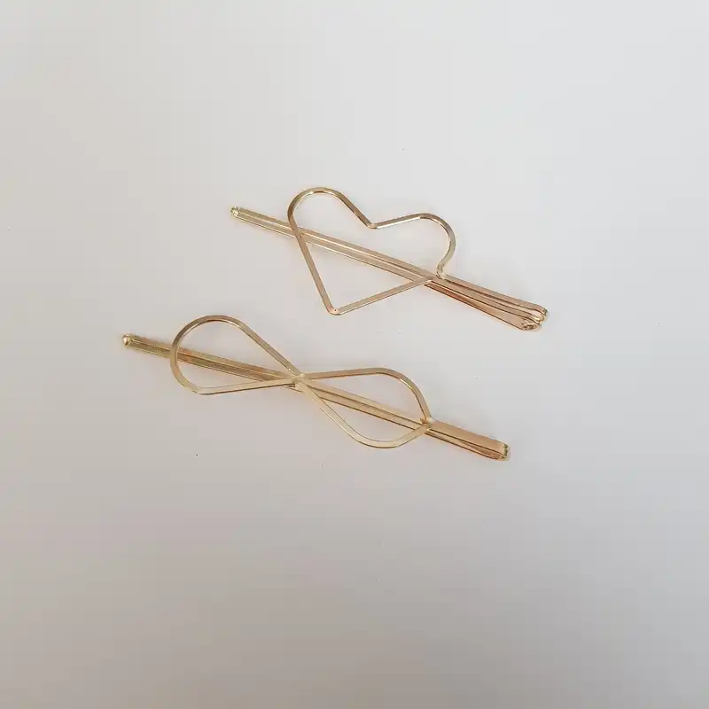 گیره مو زنانه مدل قلب و بی نهایت بسته 2 عددی