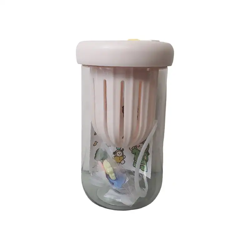 قمقمه کودک مدل مخزن دار استیکر دار کد 12208 گنجایش 0.45 لیتر