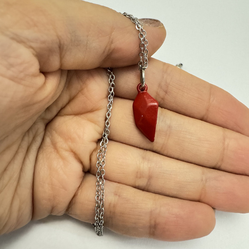 گردنبند مدل مگنتی استیل طرح قلب کریستال عاشق کد 2heart111 بسته 2 عددی