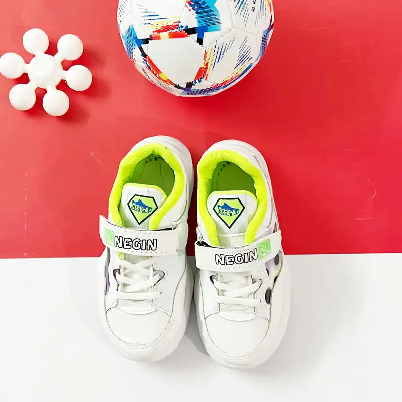 کفش پیاده روی دخترانه مدل آرین اسپرت کد 004