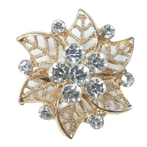 گل سینه زنانه مدل برگ