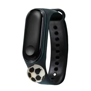 بند مدل football مناسب برای مچ بند هوشمند شیائومی Mi Band 3 /Mi Band 4