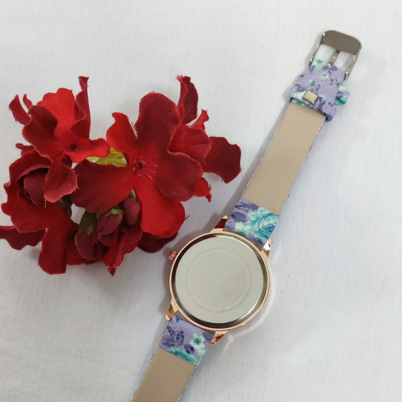 ساعت مچی عقربه ای دخترانه اولیجیا مدل Ol11