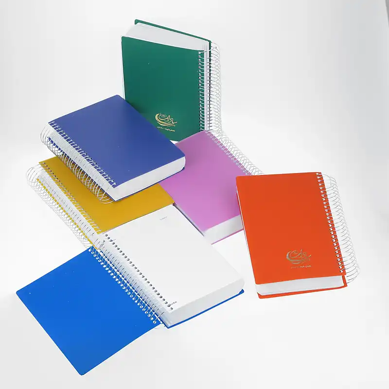 دفترچه یادداشت 300 برگ مدل رنگین کمان