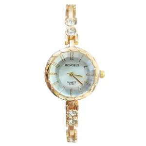 ساعت مچی عقربه ای زنانه مدل هانگروی نگین دار