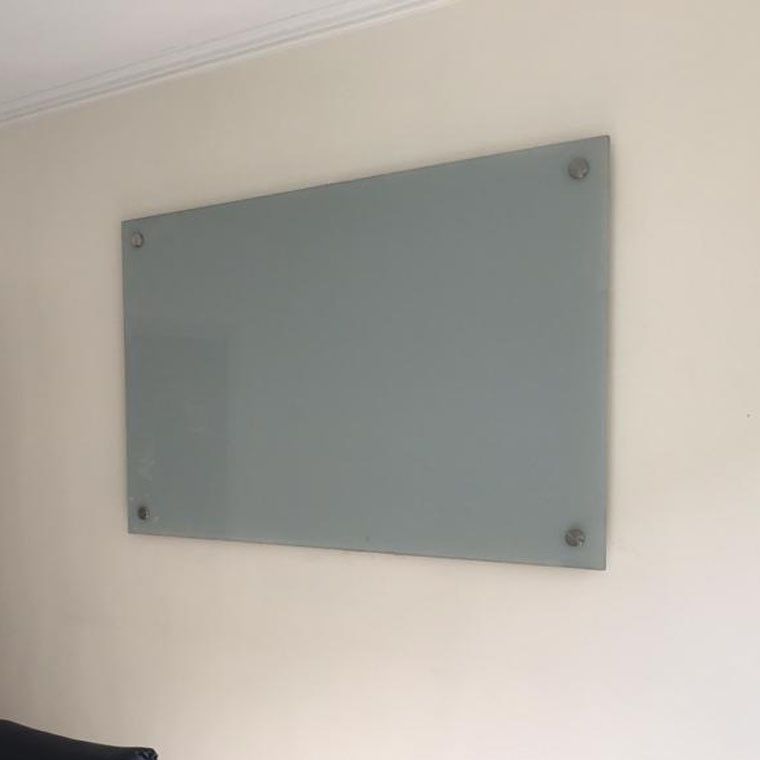 تخته وایت برد شیشه ای عکسنگ مدل CG18 سایز ۸۰ × ۱۲۰ سانتی متر