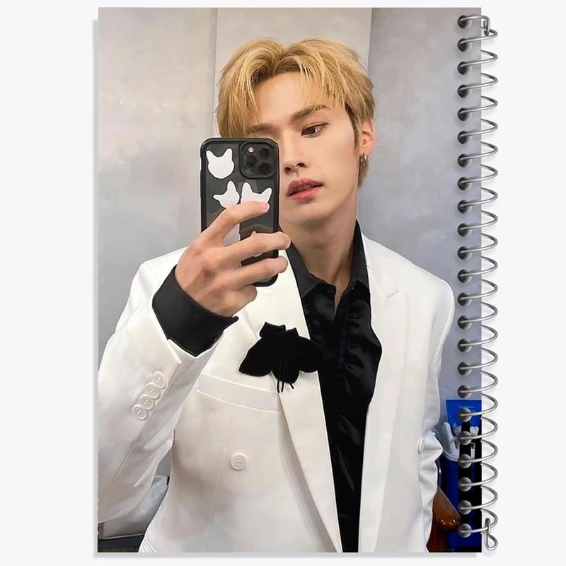 دفتر مشق 50 برگ خندالو مدل لی نو گروه استری کیدز Stary Kids کد 16884